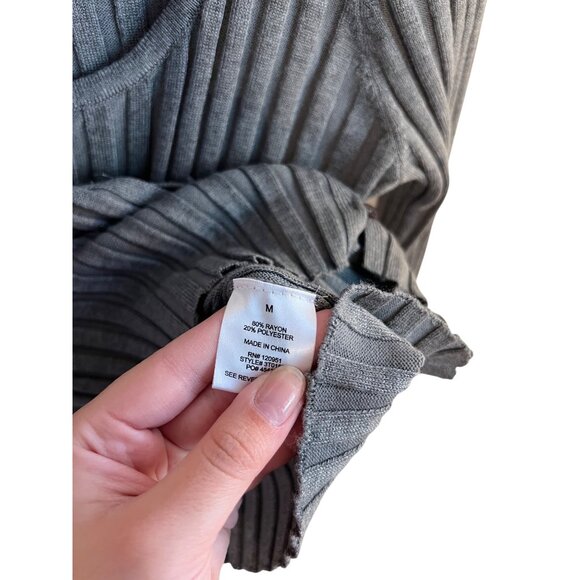 Pink Rose Gray Long Sleeve Sweater Ribbed Button Up Cardigan Women's Size M - Picture 6 of 6